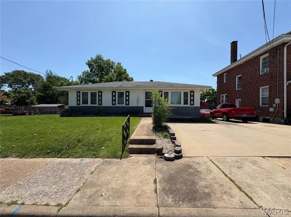 736 W 5th St, Washington, MO 63090