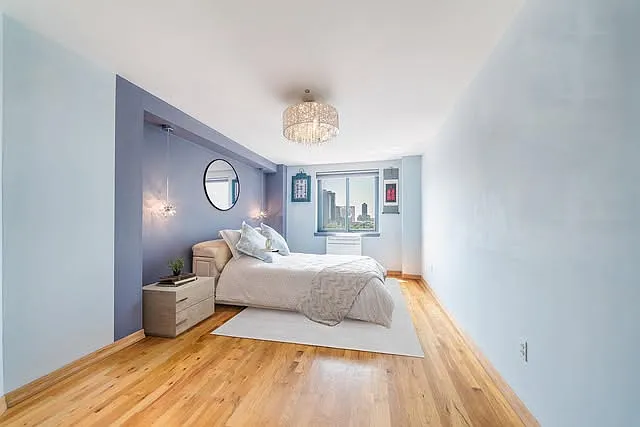 205 10th St #7X — Photo 11