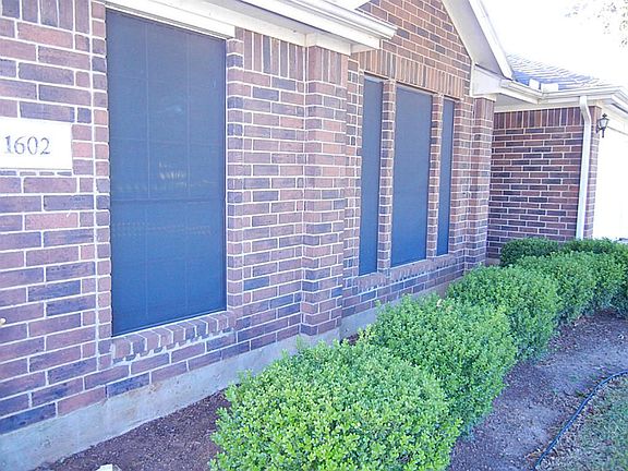 Beautifully manicured landscaping and grounds.