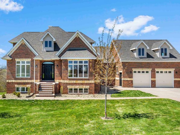 Dubuque IA Real Estate - Dubuque IA Homes For Sale | Zillow