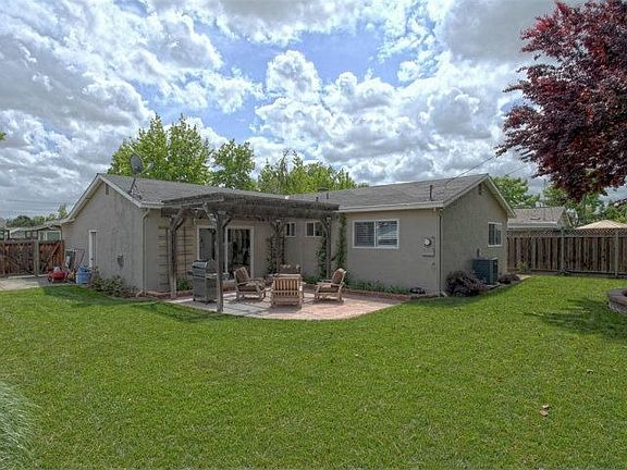 5th image of 4075 Duggan Dr