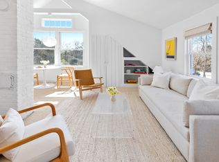 107 Meeting House Ln, Amagansett, NY 11930