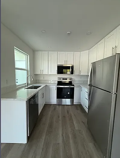 Studio, 485 sqft, $1,775 — Photo 2