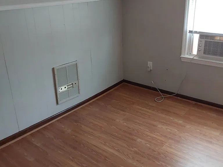 225 Clarkson St — Photo 15