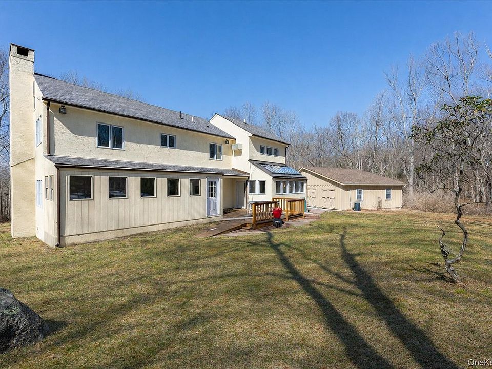 1st image of 17 Highview Road
