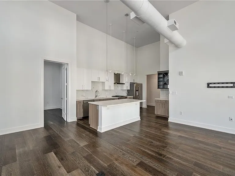 775 Juniper St NE #605 — Photo 5