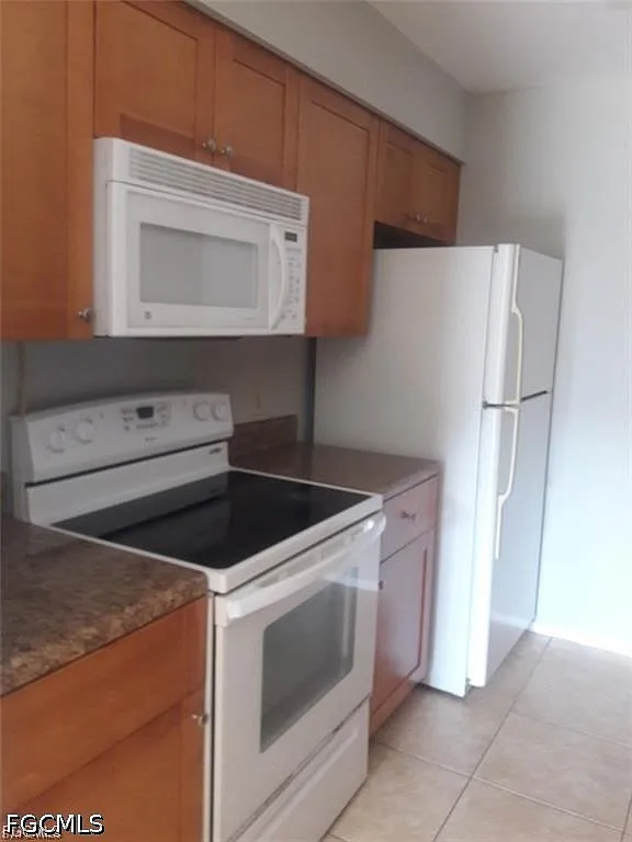 1 bed, 1.0 bath, 577 sqft, $1,050 — Photo 4