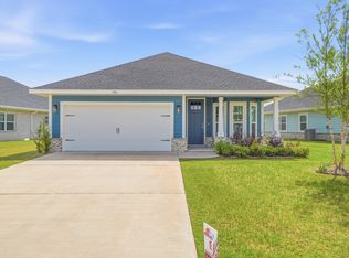 586 Alleyoak Ln, Freeport, FL 32439