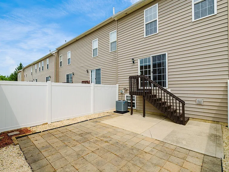 5267 Cross River Falls Blvd — Photo 23