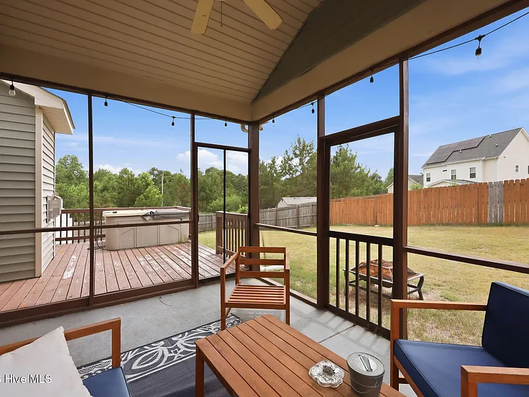 90 Quatrefoil Ct — Photo 49