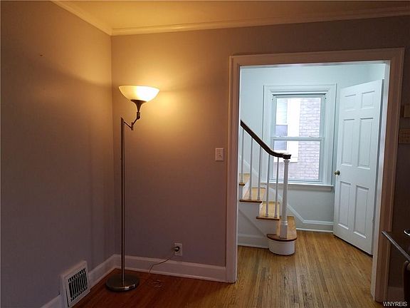 3rd image of 49 Groveland St