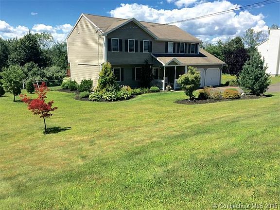 Beautiful landscaping and l...