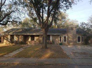 1511 Fairdale St, Alice, TX 78332