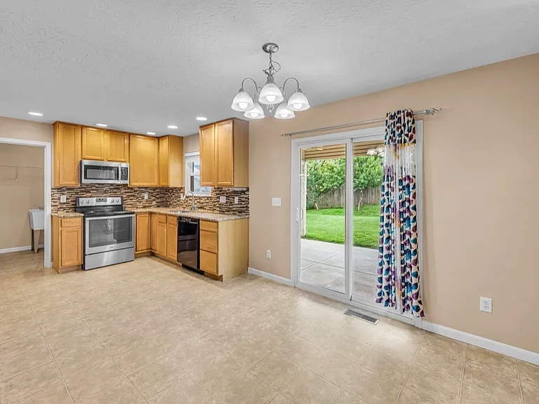 3077 Cypress Hill Dr — Photo 27