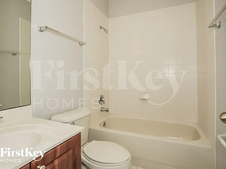 21471 SW 86th Pl — Photo 13