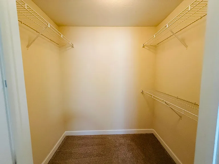 18557 Bridle Club Dr — Photo 17