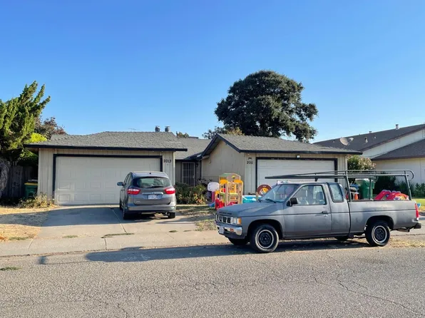 2011 Pawnee Way, Stockton, CA 95209