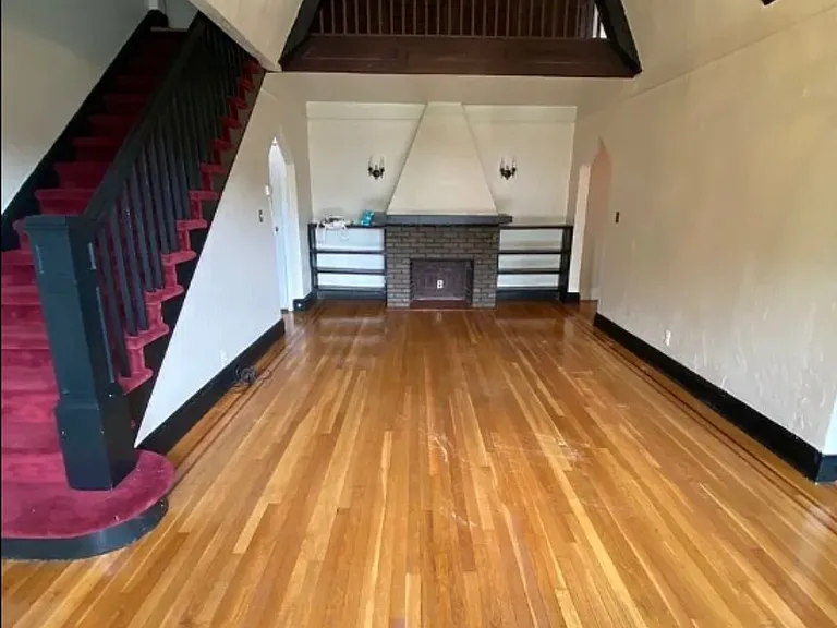 189-02 35th Ave #2B — Photo 6