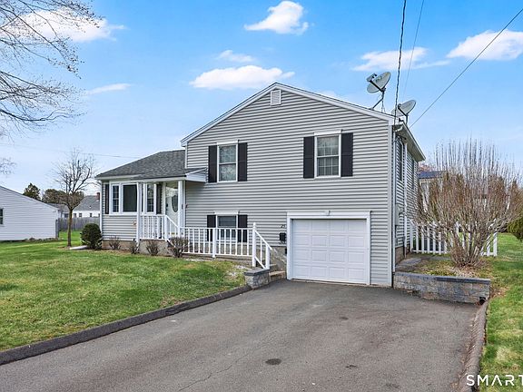 2nd image of 25 Montano Road