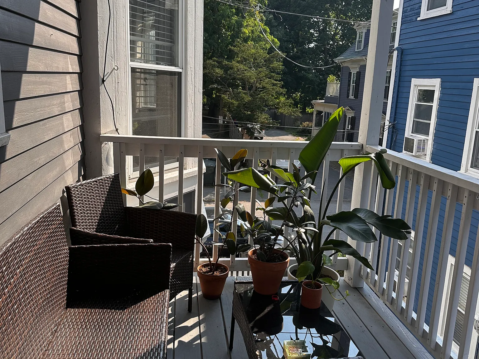 3 bed, 880 sqft, $3,250 — Photo 3