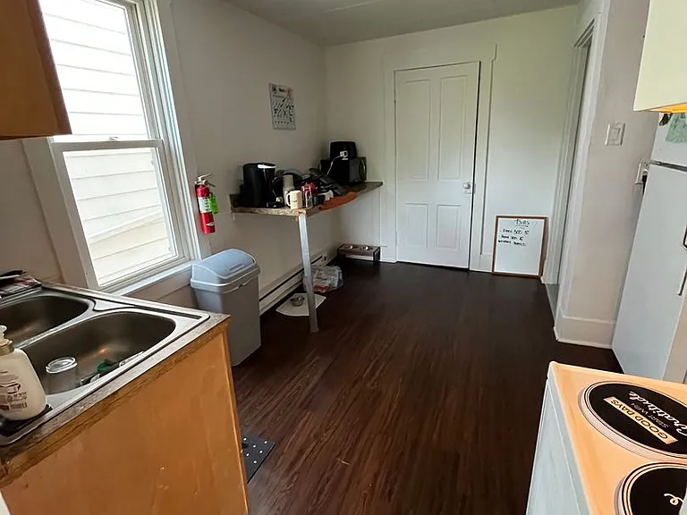 311 E Lamb St — Photo 1