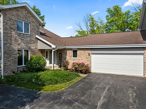 2nd image of 11234 Lakefield Dr