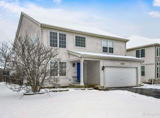 1633 Montclair Dr, Elgin, IL 60123