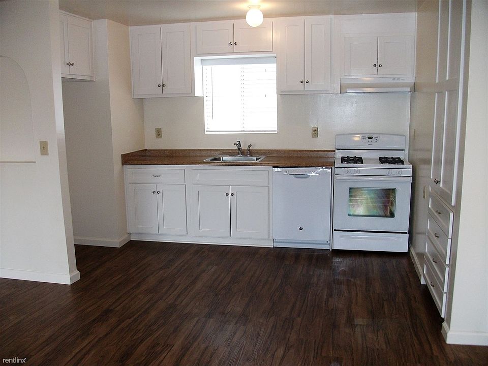 1117 Euclid #2. Rental Promo. 08-01-13 002