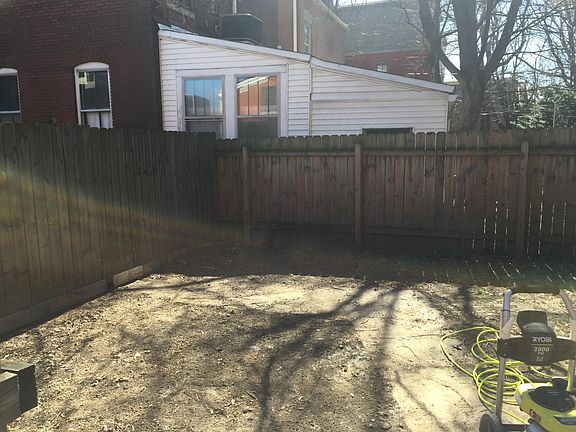 2nd image of 106 W Saint Catherine St