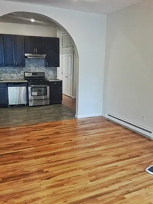 Rented by Gazal International Brokerage Group | media 14