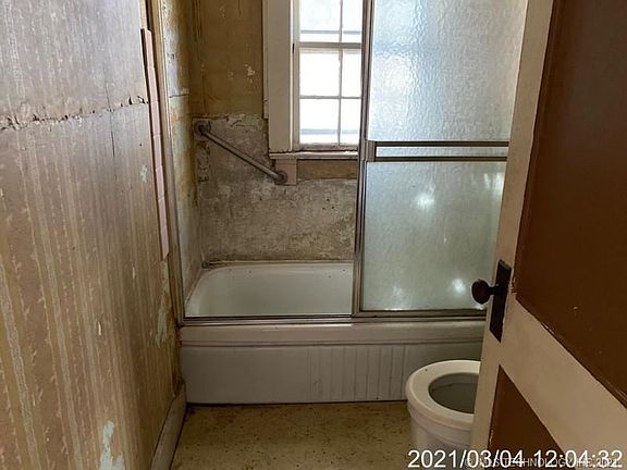 4th image of 314 N Cleveland Ave W
