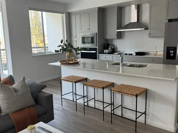 3208 Mallard Ct #201, San Jose, CA 95117