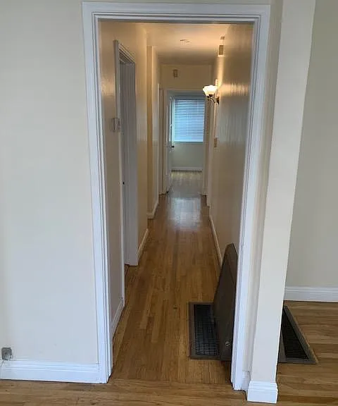 8624 Lilienthal Ave — Photo 20