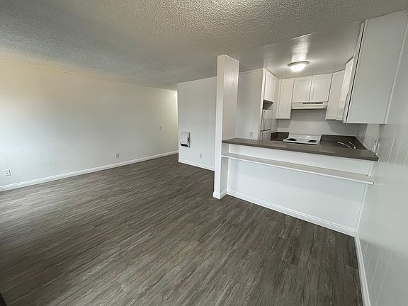 5th image of 2505 4th St #F4d35c13d