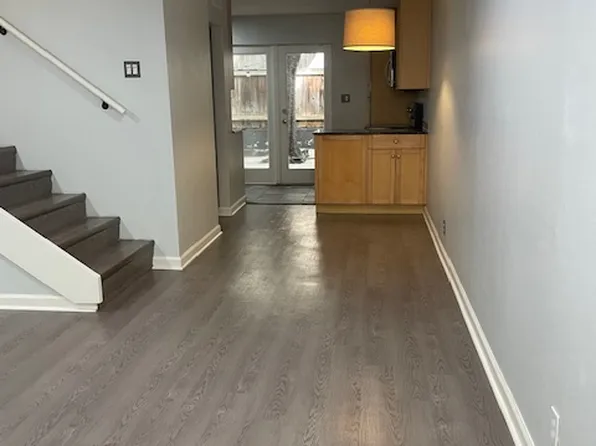 3500 Routh St APT 10, Dallas, TX 75219
