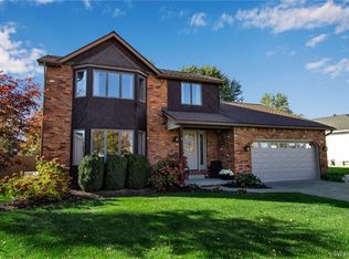 4 Grace Way, Lancaster, NY 14086