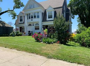 742 Rock St, Fall River, MA 02720