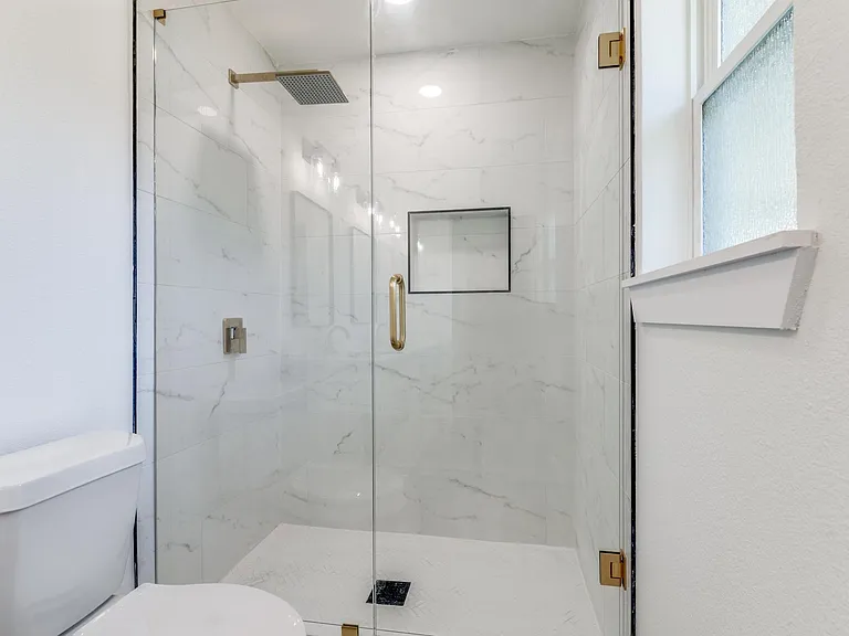 1101 Spring Brook Dr — Photo 11