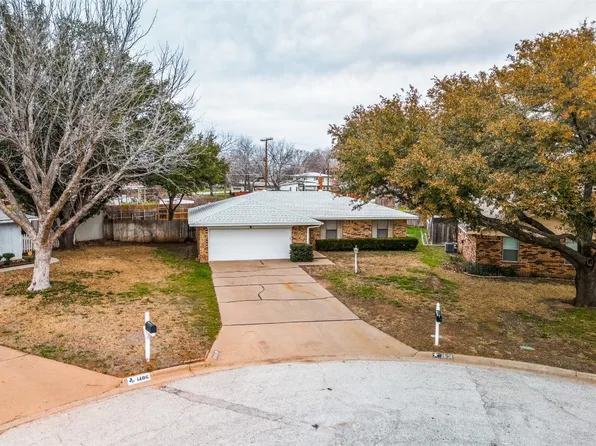 1404 Doral Ct, Graham, TX 76450