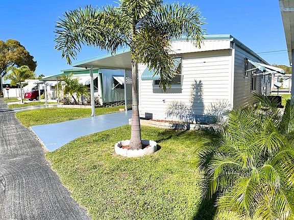 4th image of 7400 46th Ave N Lot 207