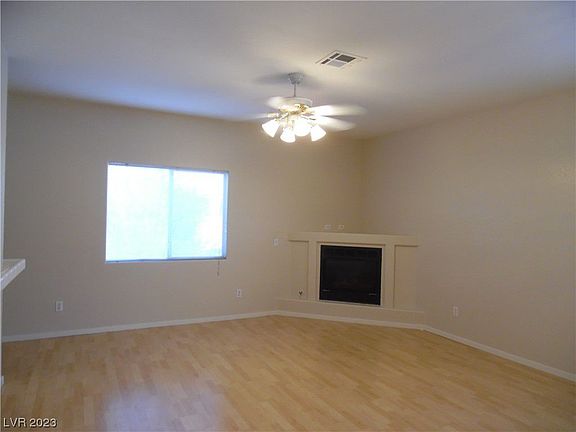 4th image of 5112 Jordan Frey St Unit 204
