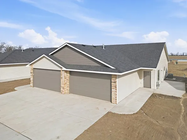 17133 W Lawson Cir, Goddard, KS 67052