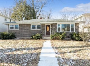 12 N Rebecca St, Glenwood, IL