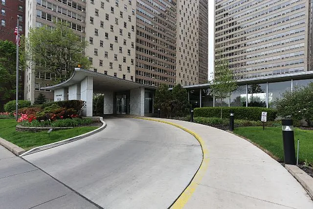 3950 N Lake Shore Dr #C2101 — Photo 17