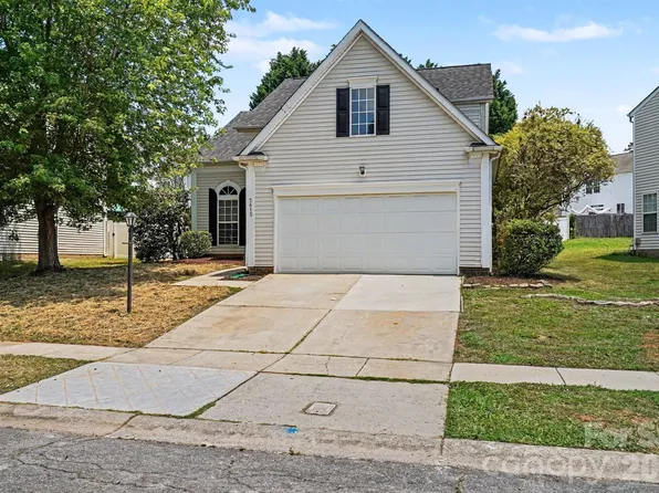 5615 Waverly Lynn Ln, Charlotte, NC 28269