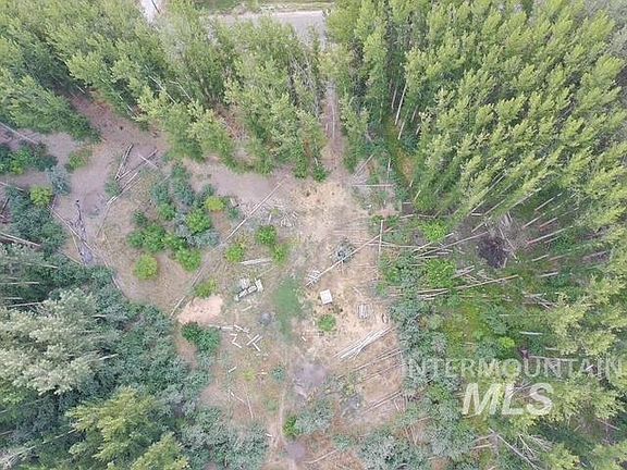 4th image of N River Rd