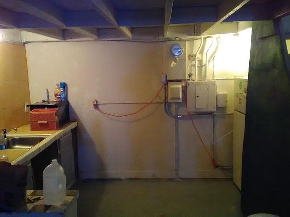 5th image of 462 N Gage Ave