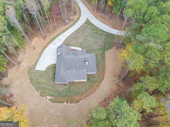 1797 Star Point Rd, Carrollton, GA 30116