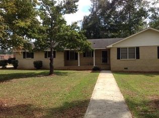 601 Edgewood Dr, Waynesboro, GA 30830