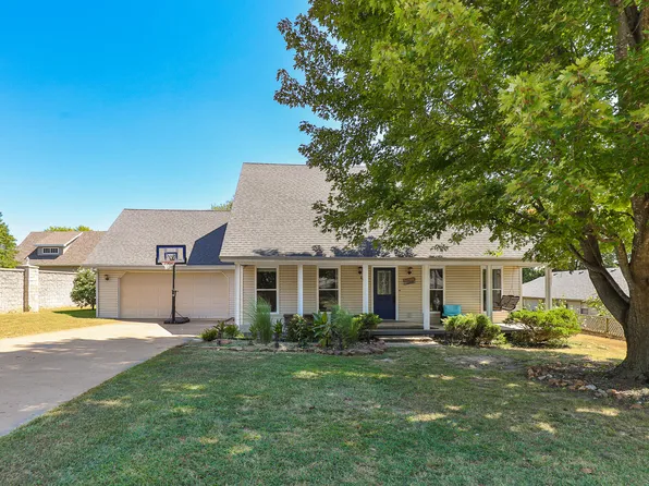 880 Redel Place, Bolivar, MO 65613